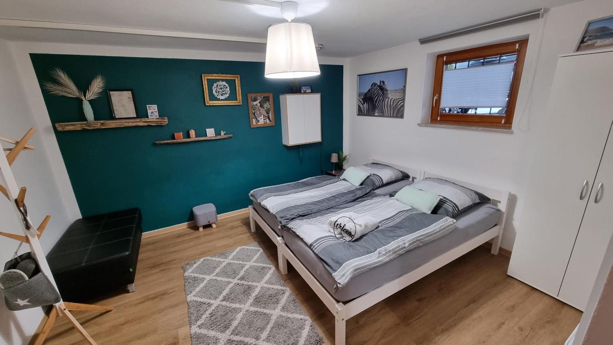 Ruhige, Modern Eingerichtete 2 Zimmer Wohnung Im Untergeschoss Eines Zweifamilienhauses Hildrizhausen Экстерьер фото